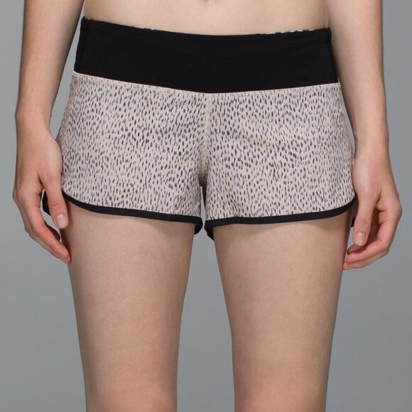 Lululemon Run: Speed Short *4-way Stretch Dottie Dash Grain Black 28764 - Picture 2 of 14